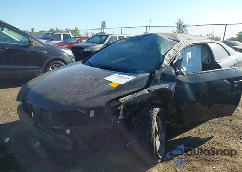 2011 Kia Forte Koup Ex z USA, uszkodzony, nr VIN KNAFU6A23B5463285